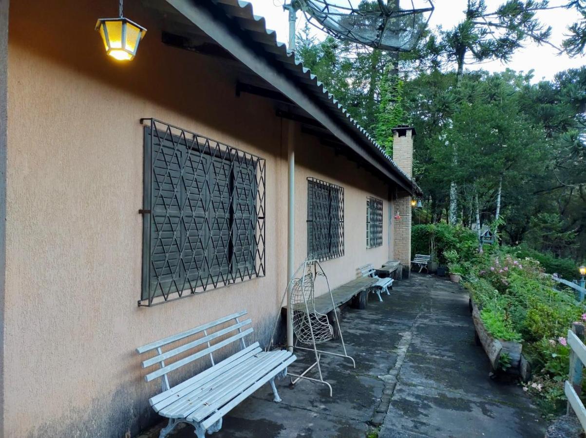 Casa Em Campos Do Jordao - 3 Quartos, Com Churrasqueira Buitenkant foto