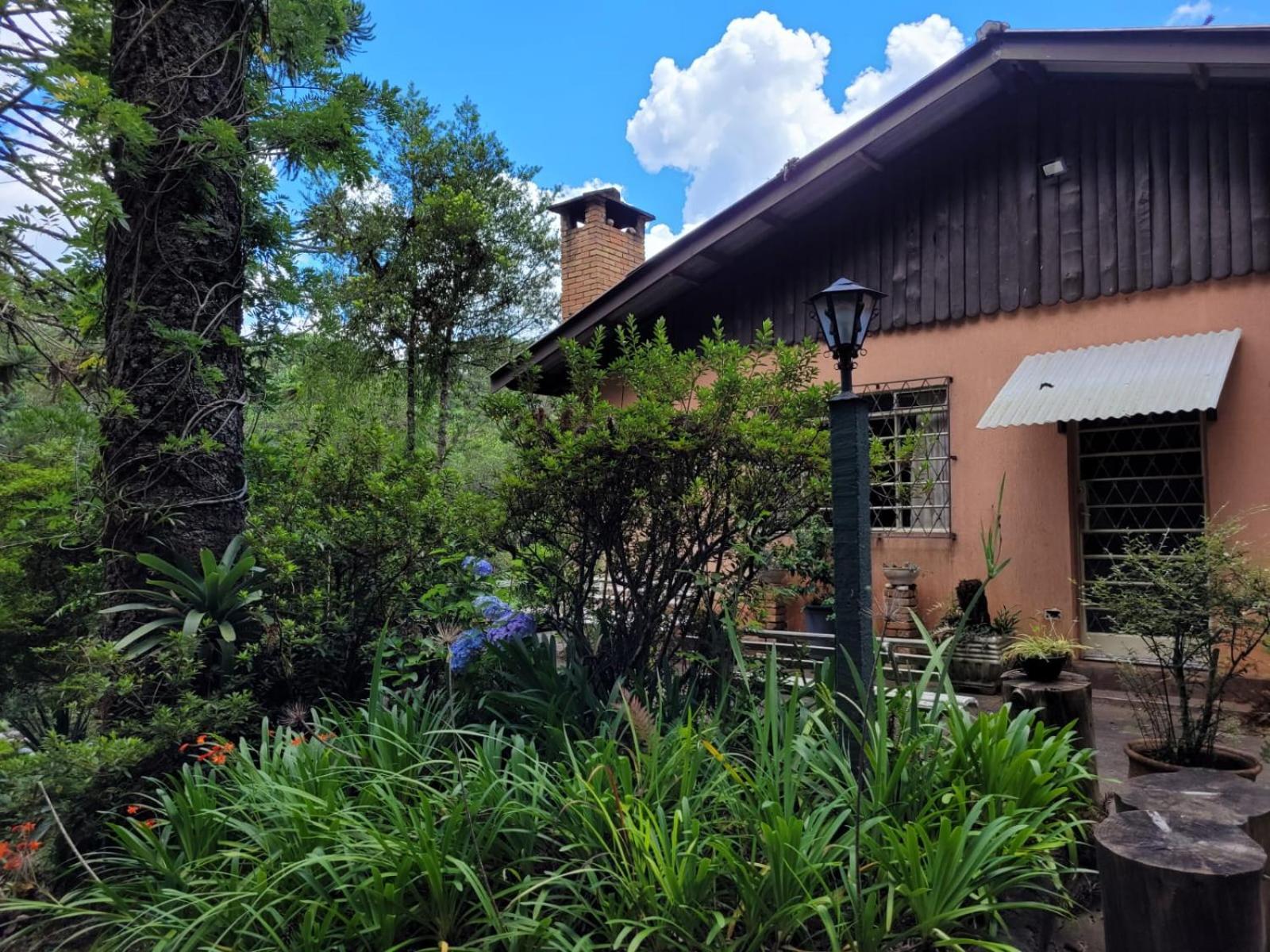 Casa Em Campos Do Jordao - 3 Quartos, Com Churrasqueira Buitenkant foto
